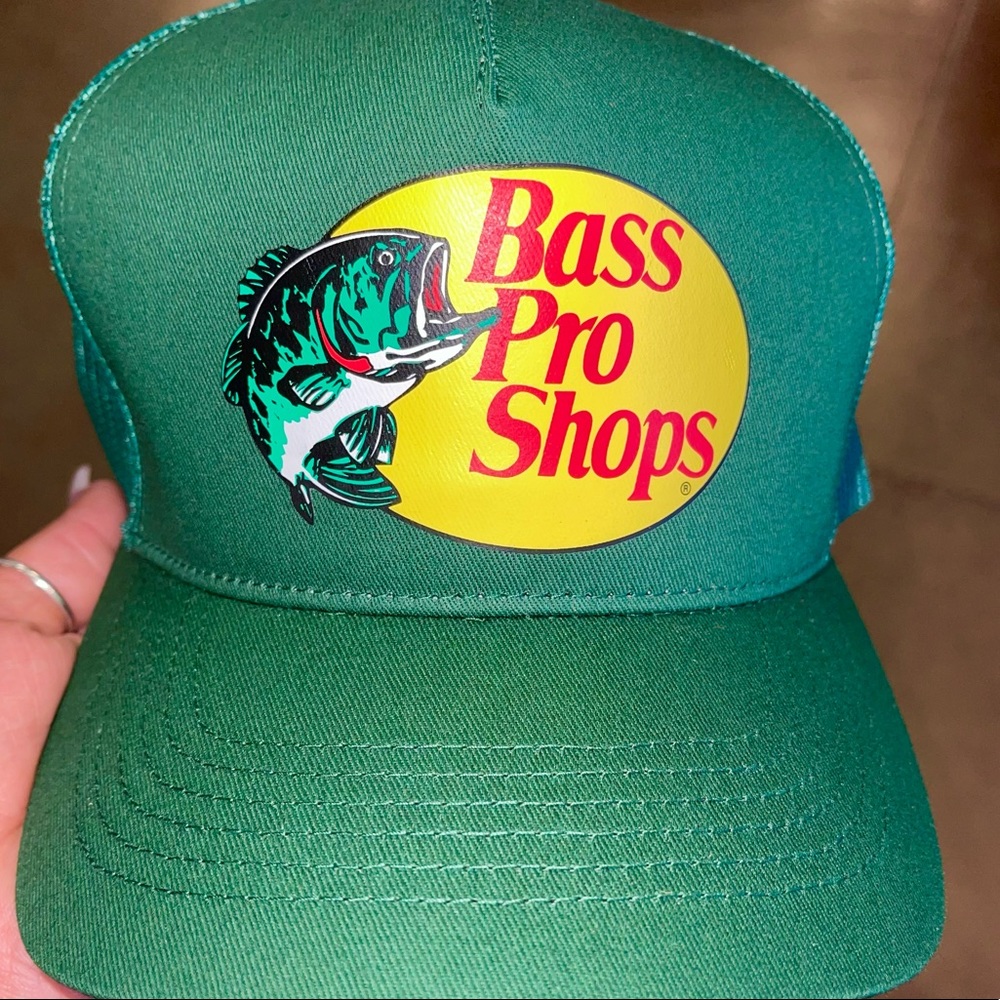 Bass pro shops trucker hat